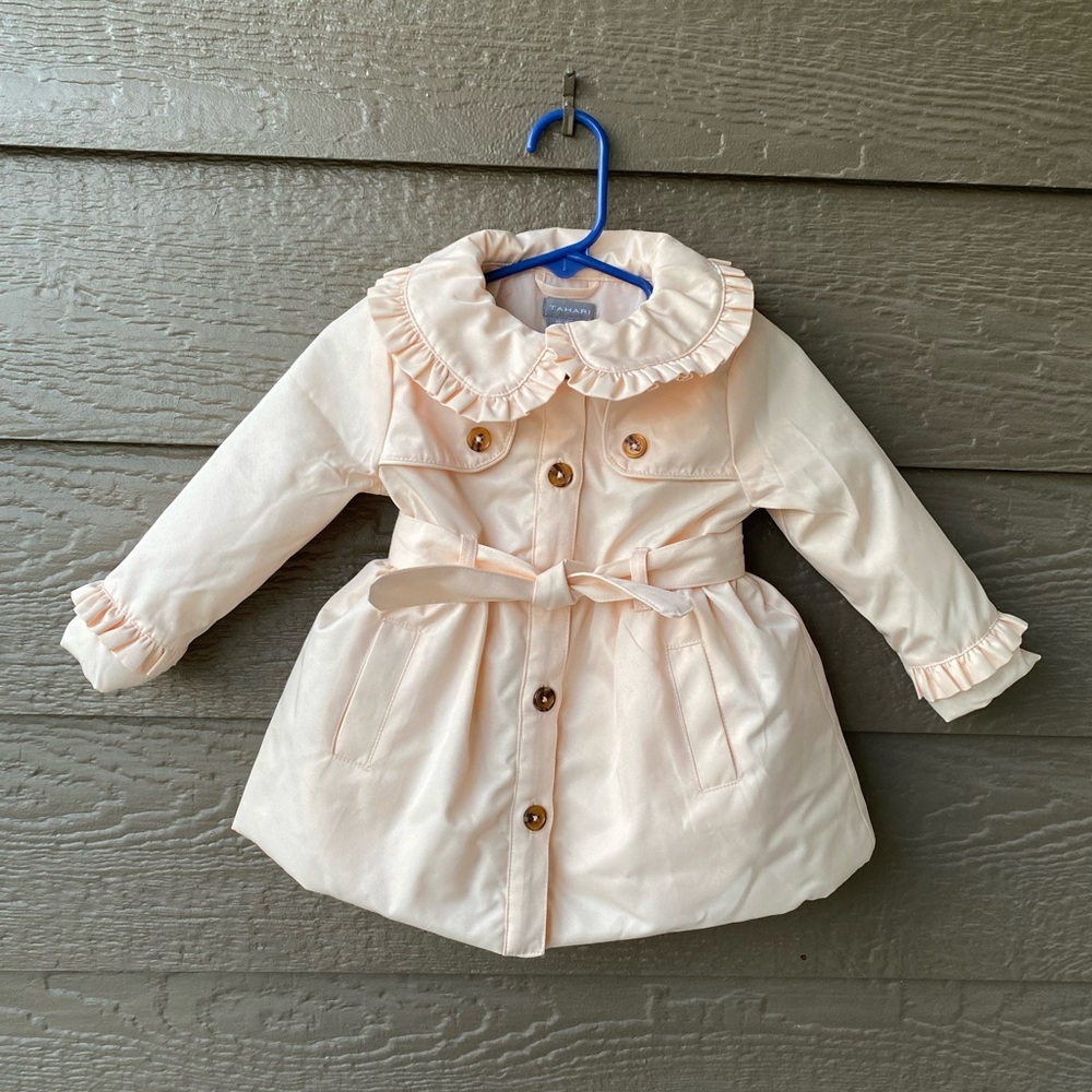 Tahari baby girls beige trench coat jacket with tie size 12M  Like New